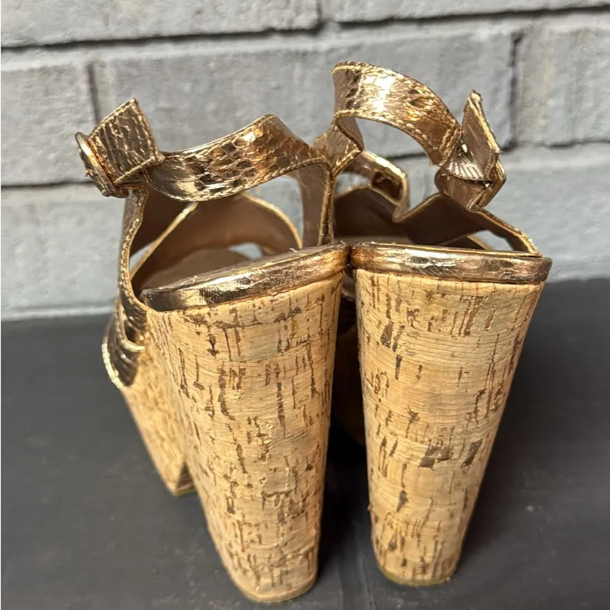 BCBGeneration Gold Cork Platform Wedge Sandals 7.5 - Image 4