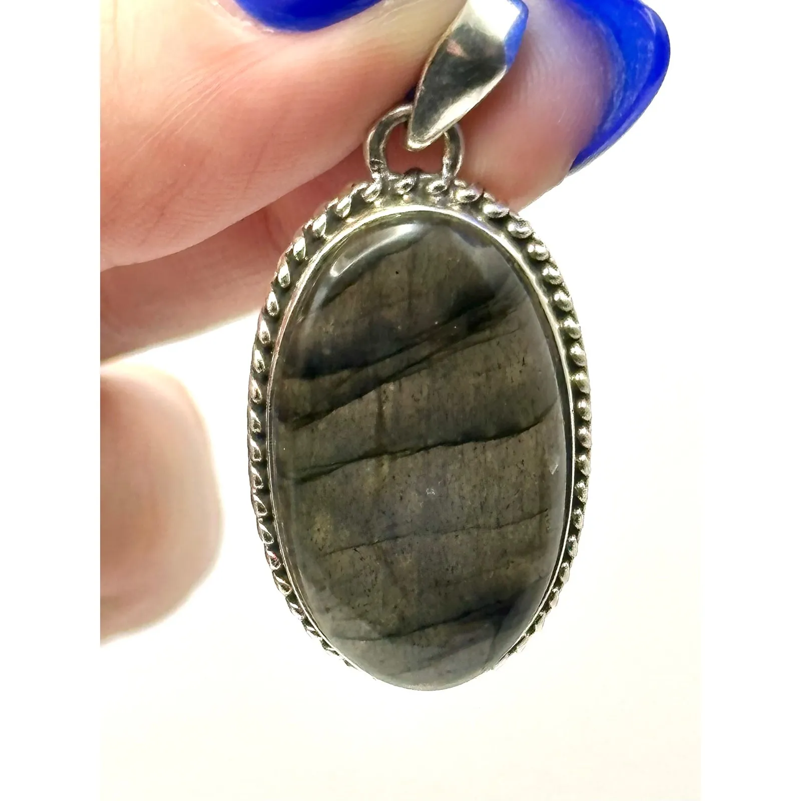 Blue Flash Labradorite Oval Sterling Silver Handmade Pendant - Image 6