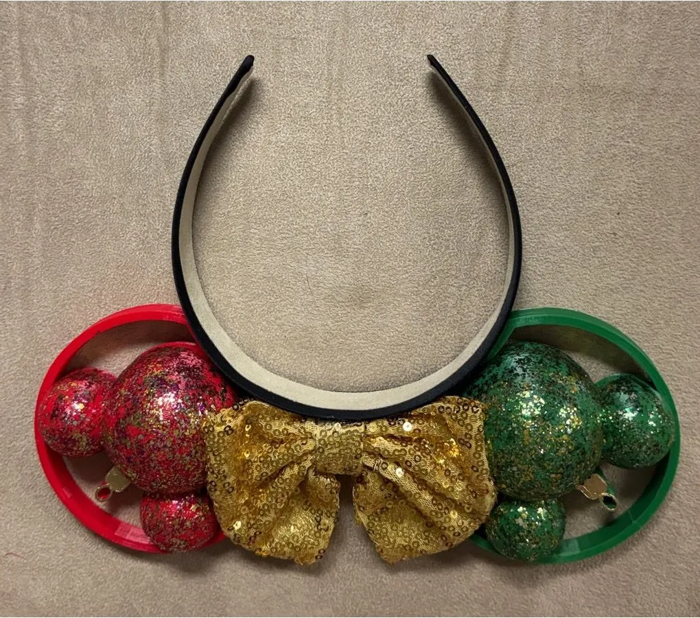 Disney's Mickey Mouse 3D Festive Green & Red glitter Headband - Image 1