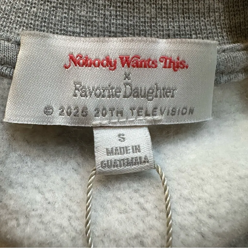 Favorite Daughter x 'Nobody Wants This' Crewneck Sweatshirt in Gray Size Small - Image 10