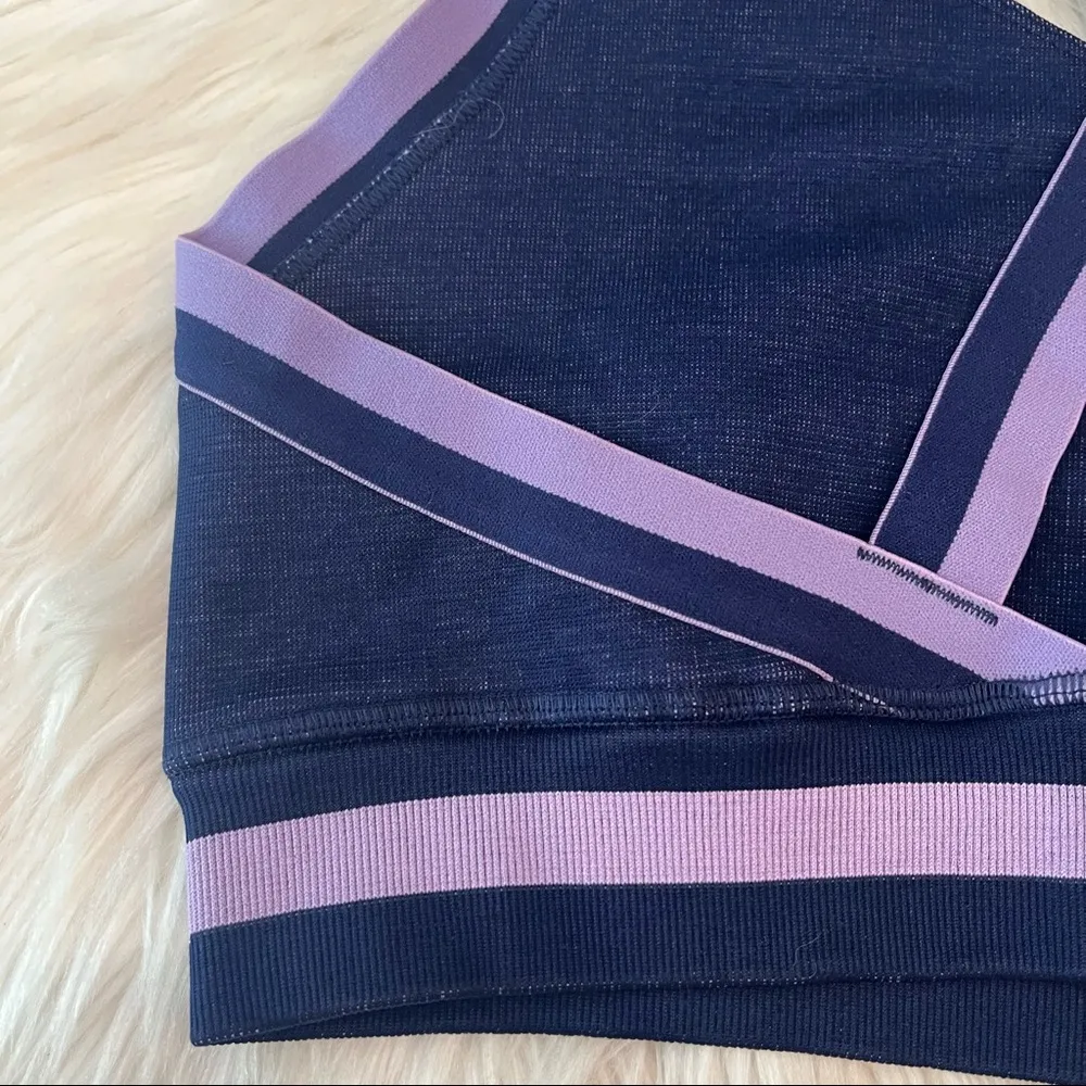 NWT  Women’s Small Becca Seamless Sports Bra in Abyss/Frosted Lilac - Image 10