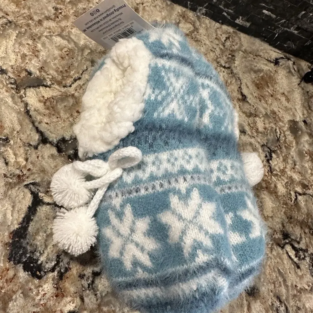 New MUK LUKS Women's Pom Ballerina Slippers Lukees Size S/M 5 - Image 2