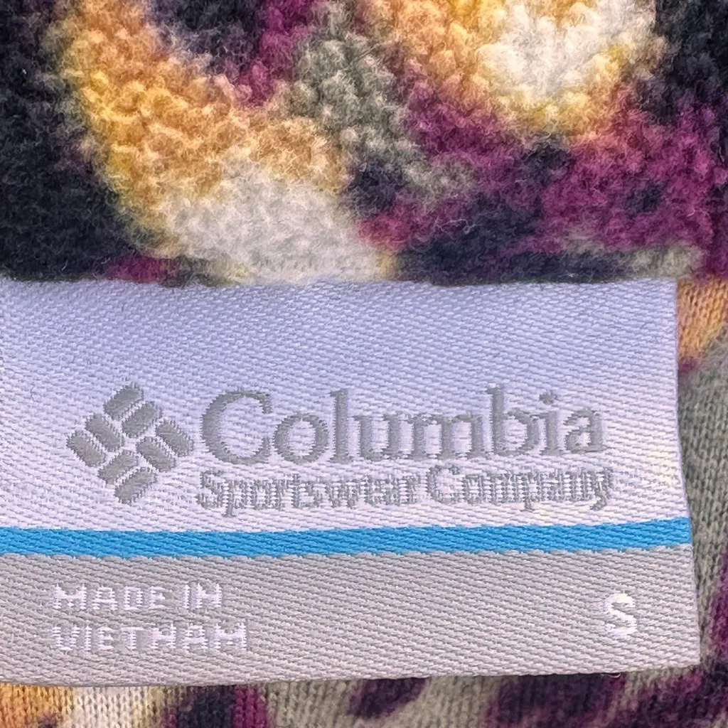 Columbia  Fleece Pullover - Image 12