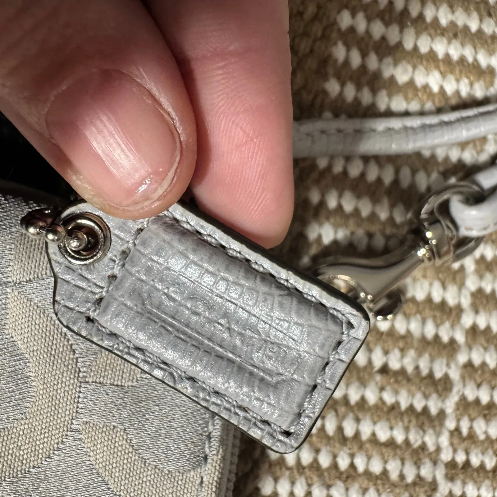 Coach Kristin OP ART Fog Light Gray Silver Sateen Wristlet Wallet Y2K 45085 - Image 5