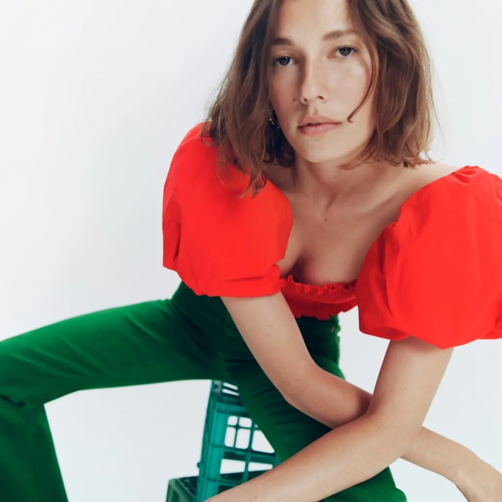 NWT ZARA PUFF SLEEVE CROP TOP RED BLOGGERS FAV SMOCKED - Image 3