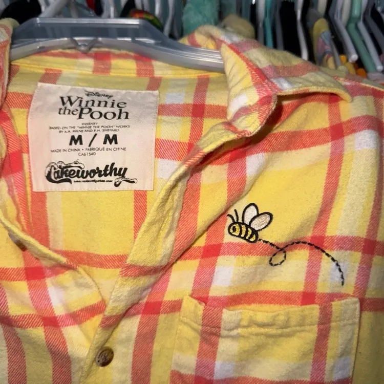 Disney x cakeworthy Winnie the Pooh flannel unisex M - Image 7