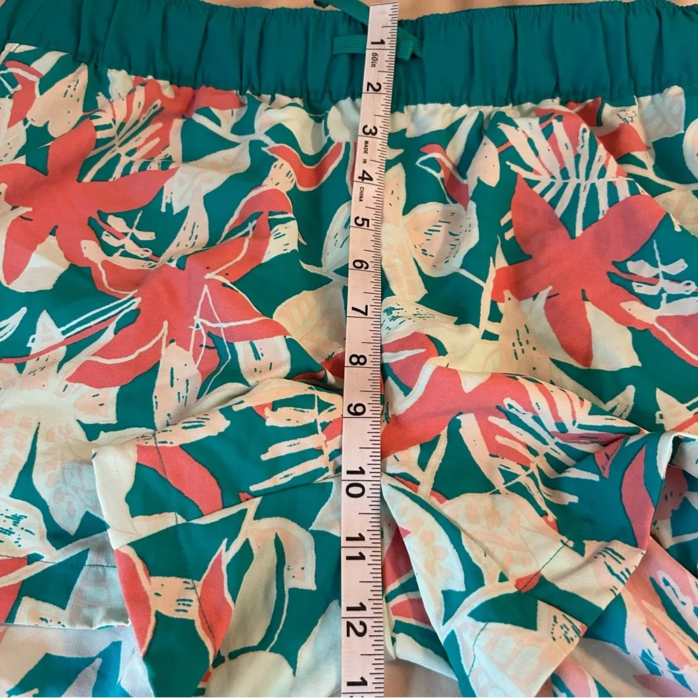 The North Face Womens Lg Class V Shorts Jaiden Green Pink Floral Print Flash Dry - Image 13