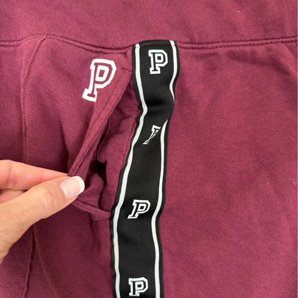PiNK Victoria’s Secret Burgundy “P” Stripe Leg Logo Jogger Sweatpants XS - Image 8