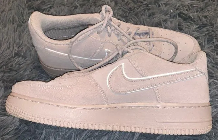 Nike Air Force 1  - Image 2