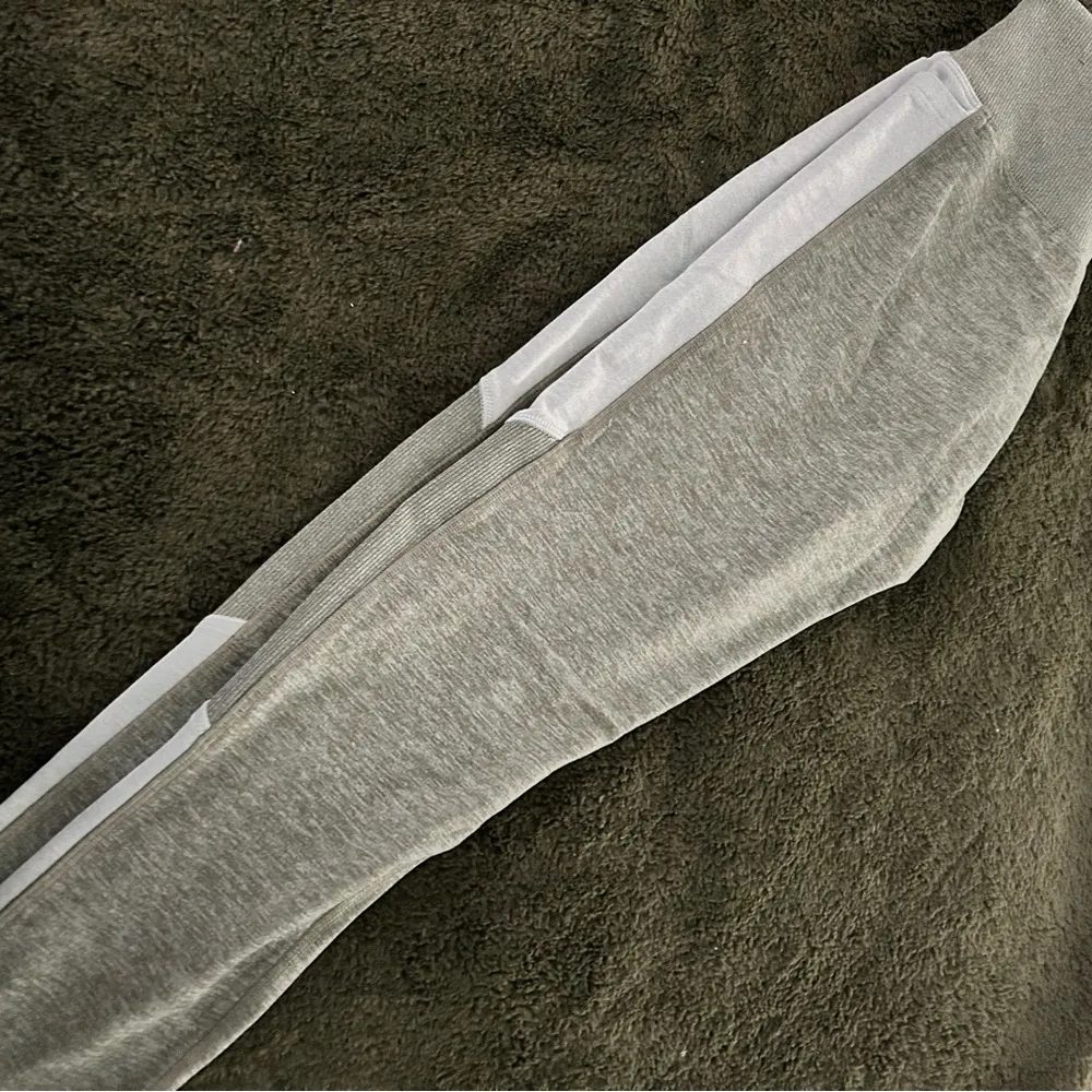 Pink Cozy leggings grey and white S - Image 6