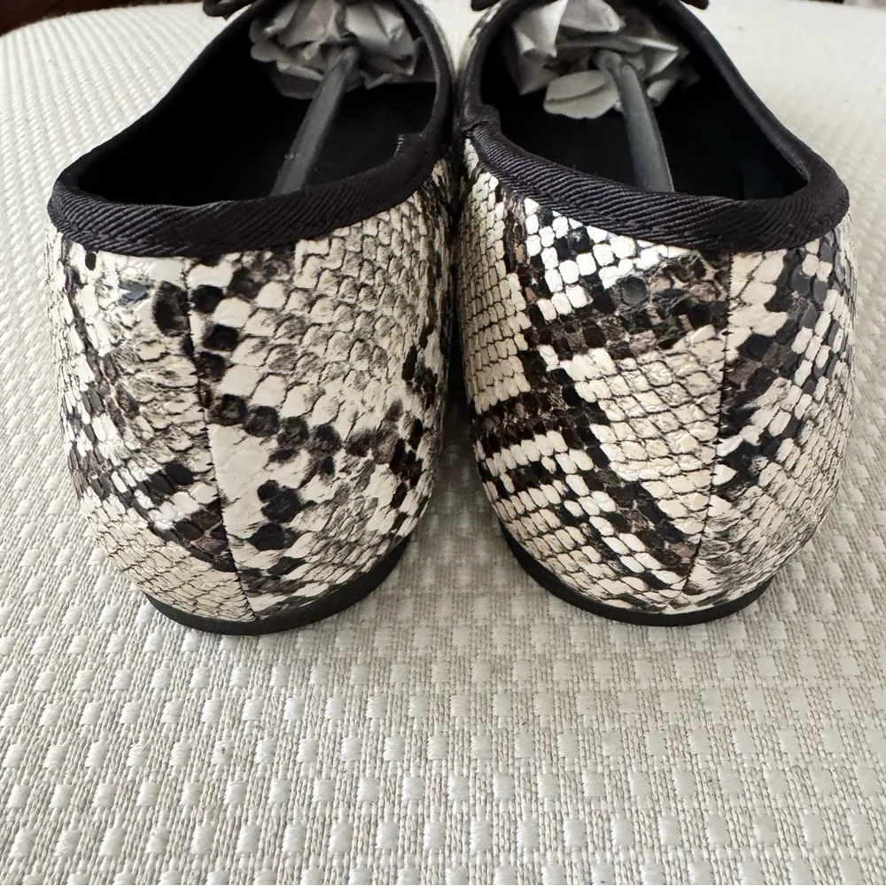 Diana Snake black white Printed Flats size 6 NWT - Image 5