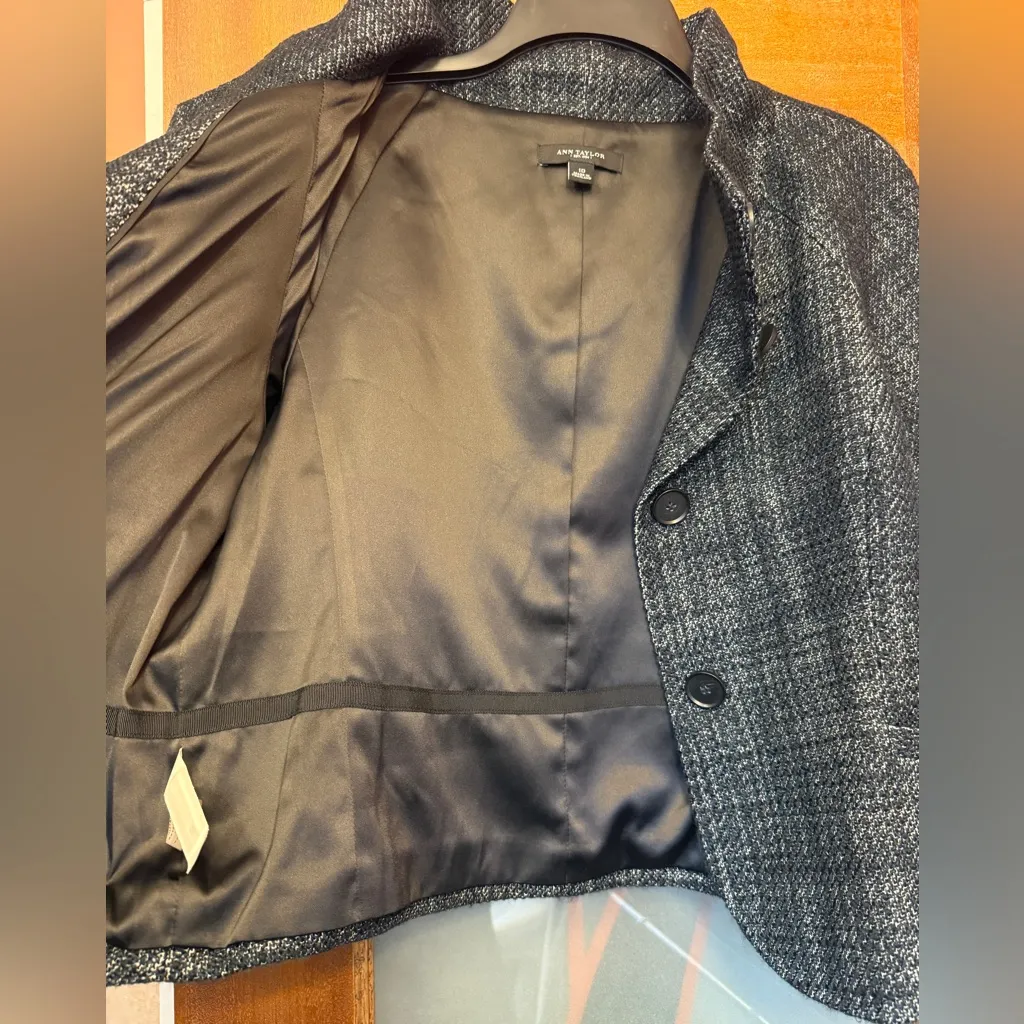 Ann Taylor Women’s Grey Tweed 3/4 Sleeve High Collar Button Up Blazer Jacket - Image 8