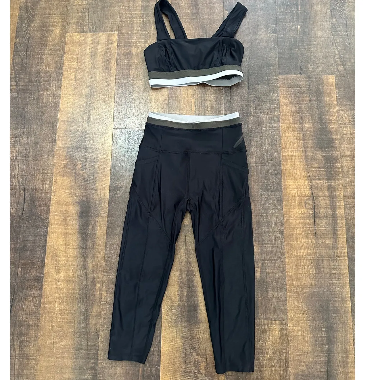 Free People White Water Hybrid Sports Bra & Crop Leggings Set Size Small - Image 13