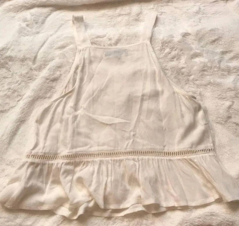 tank with cutouts - Image 2