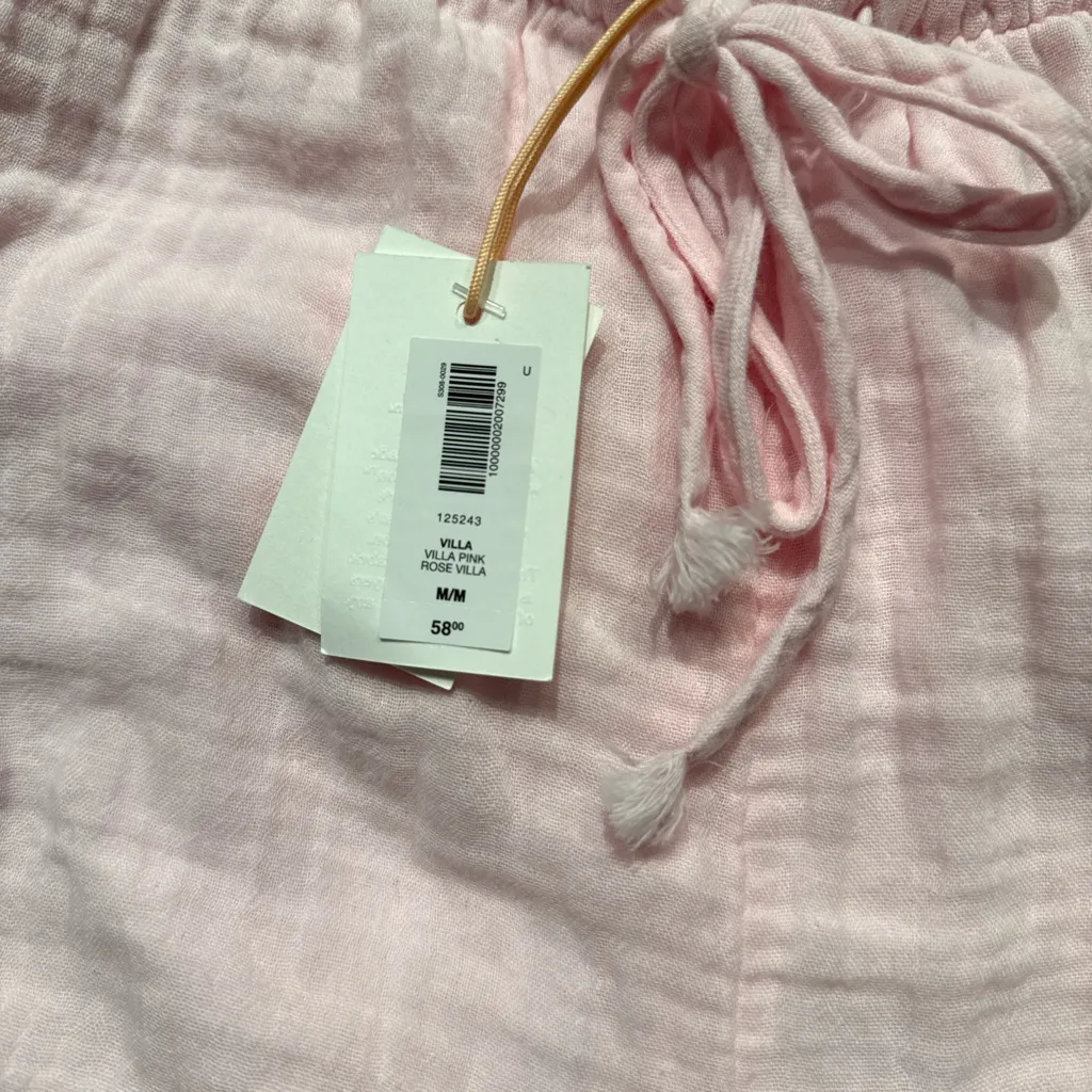 Aritzia Pink Women's Pajama Shorts - Image 2