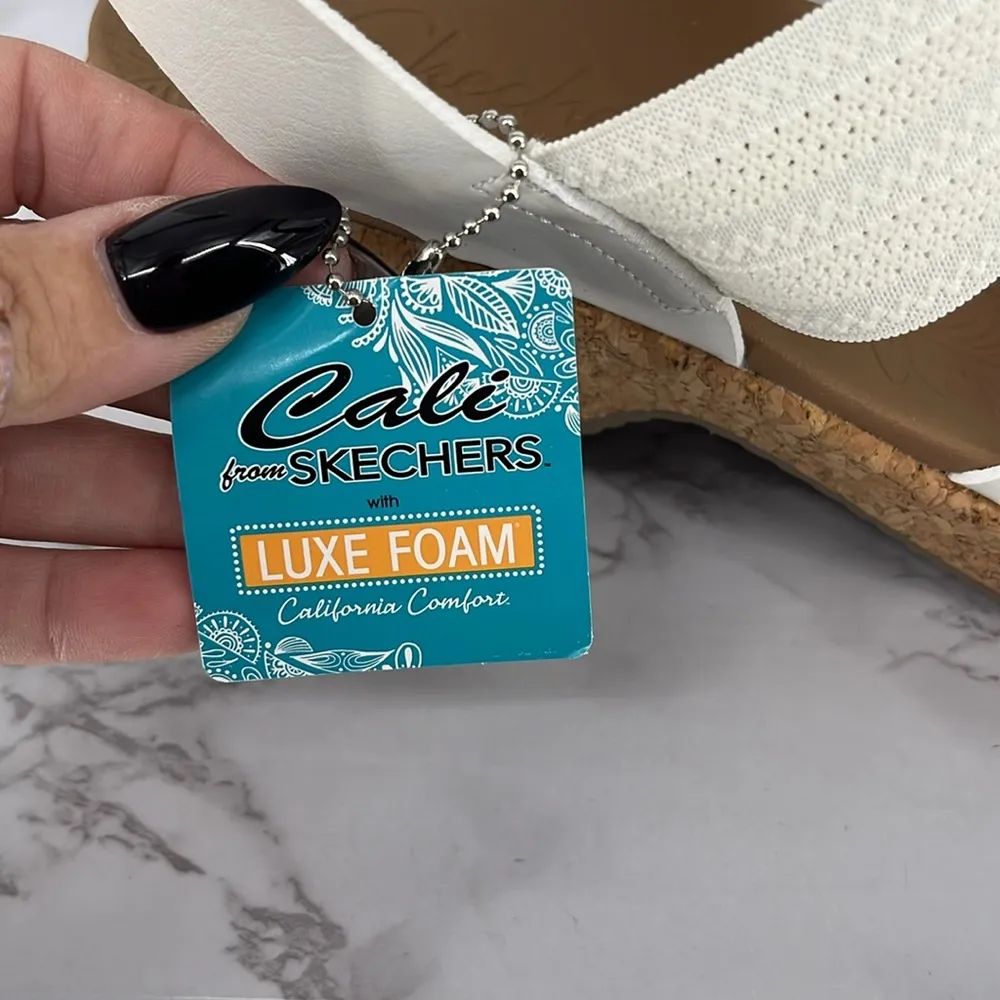 SKECHERS Cali Brystol Vegan Slingback Heeled Sandals White 11 Comfy‎ Casual - Image 2