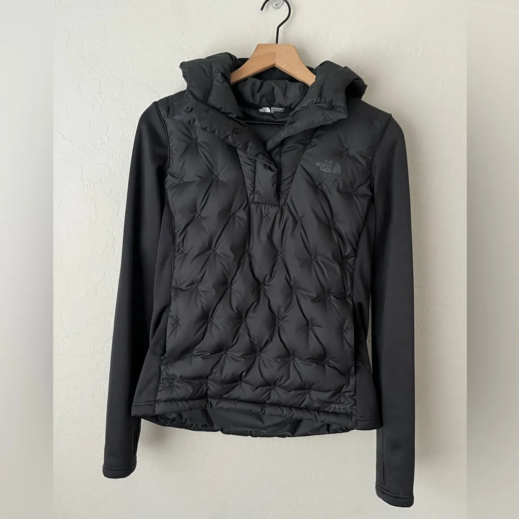 The North Face mashup 550 down insulated hooded pullover black small - Image 2