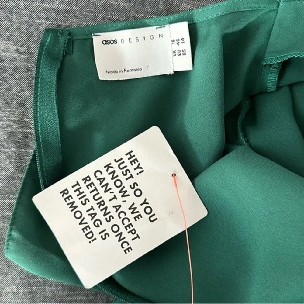 ASOS Design Long Sleeves Plunge Pleat Front Midi Dress in Dark Green NWT | 14 - Image 13