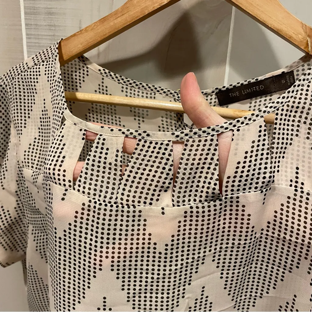 Cute coffee and cream polka dot chevron sheer cut out accent blouse flowy - Image 9