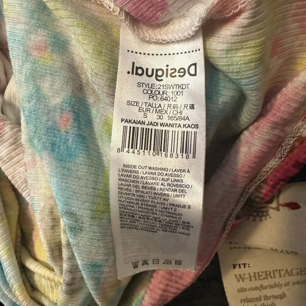 Desigual Tattoo Heart Print Fitted Tee Size S - Image 5