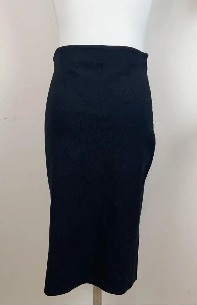 En Saison Calix Mini Knit Skirt in Black - Image 8