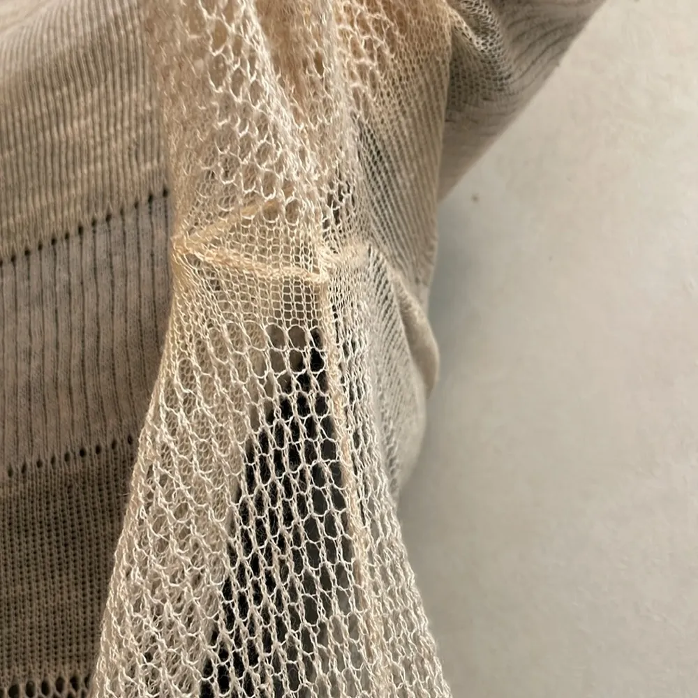 Anthropology/moth size medium, women’s knit, long sleeve, lightweight crewneck.‎ Tan - Image 7