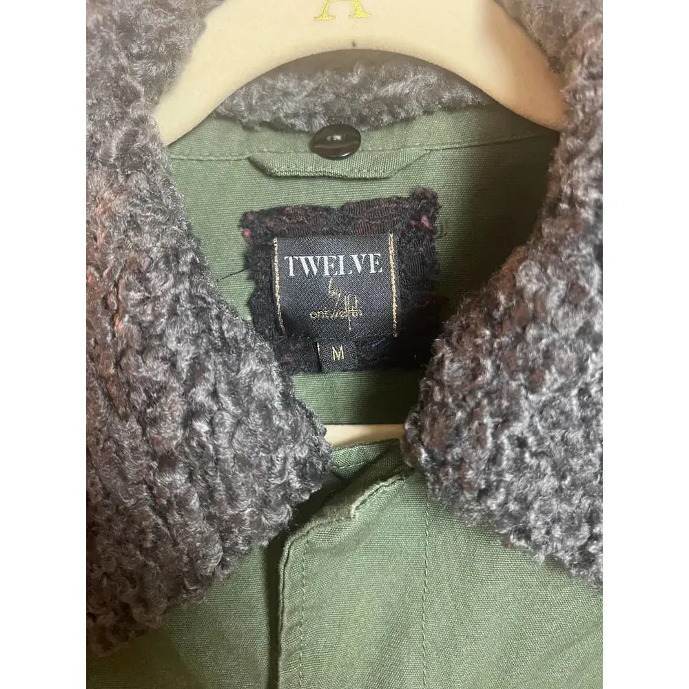 Anthropologie Twelve by ontwelfth Green Jacket with Fuzzy Collar Sz. M - Image 4