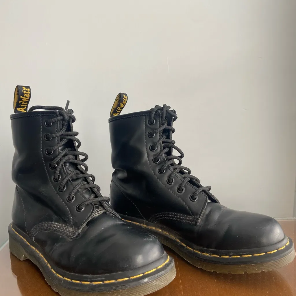 Dr. Martens 1460 Black Leather Lace Up Boots Combat Grunge Goth Vintage Style - Image 4