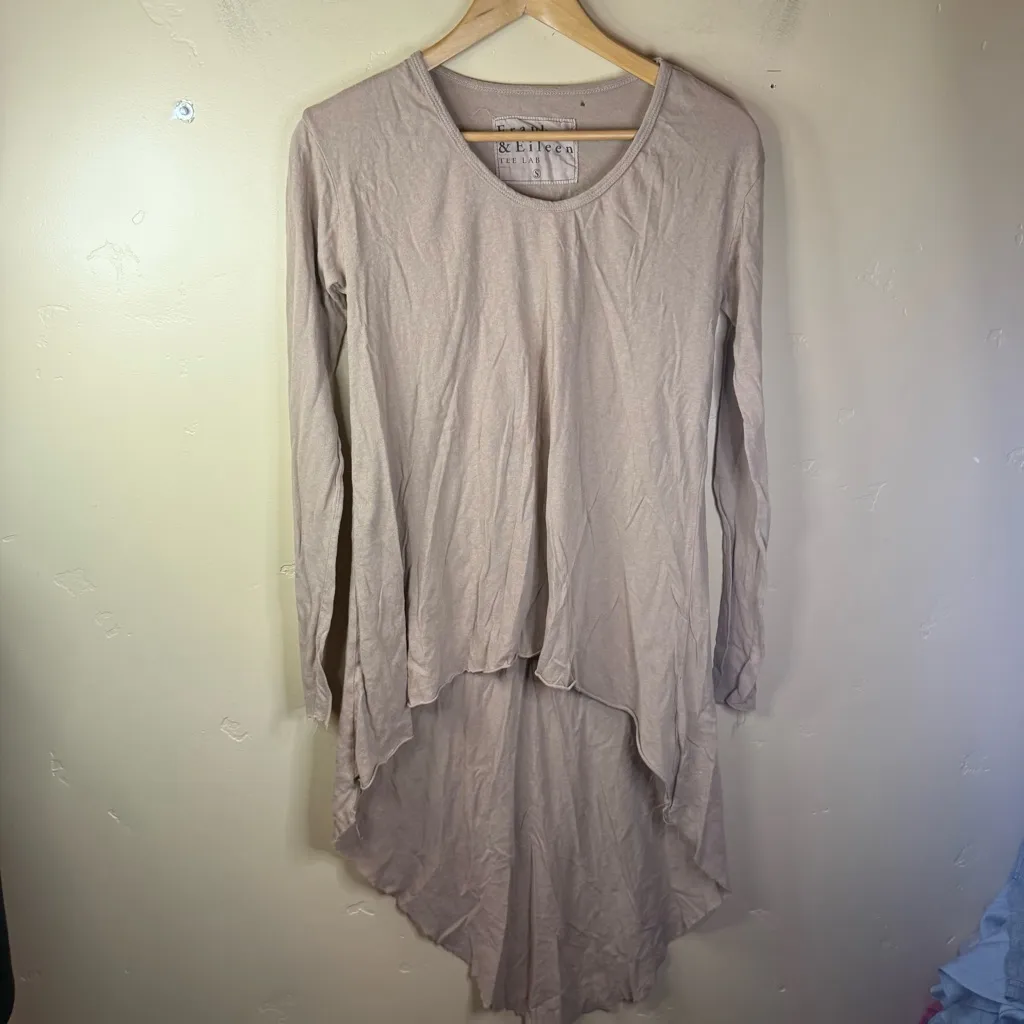Frank & Eileen High Low Long Sleeve Cotton Dark Beige Size Small Tee FLAW - Image 2