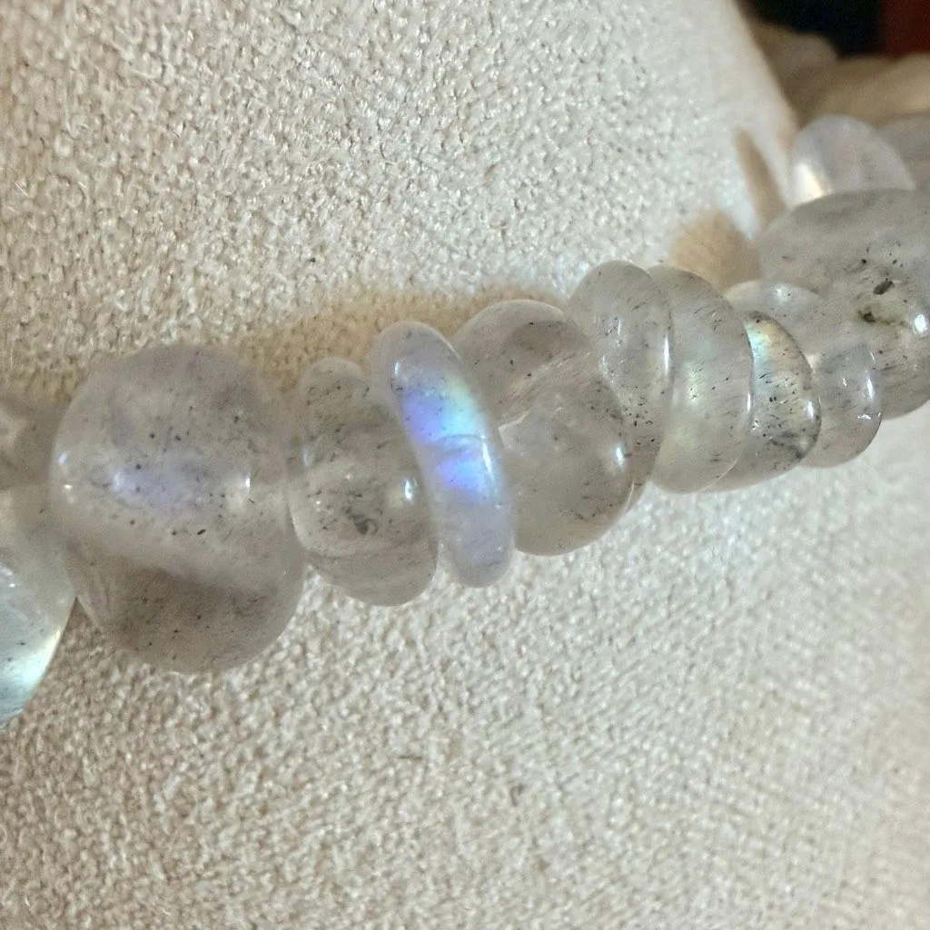 Labradorite Natural Stone Chip Stretch Bracelet - Image 5