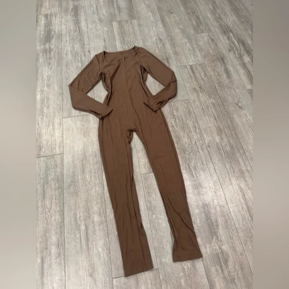 AMAZON Brown Long Sleeve Jumpsuit - Image 7
