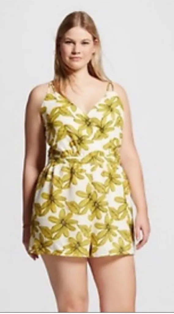 NWT Renn Yellow Aster Flower Romper 2X Size XXL - Image 3