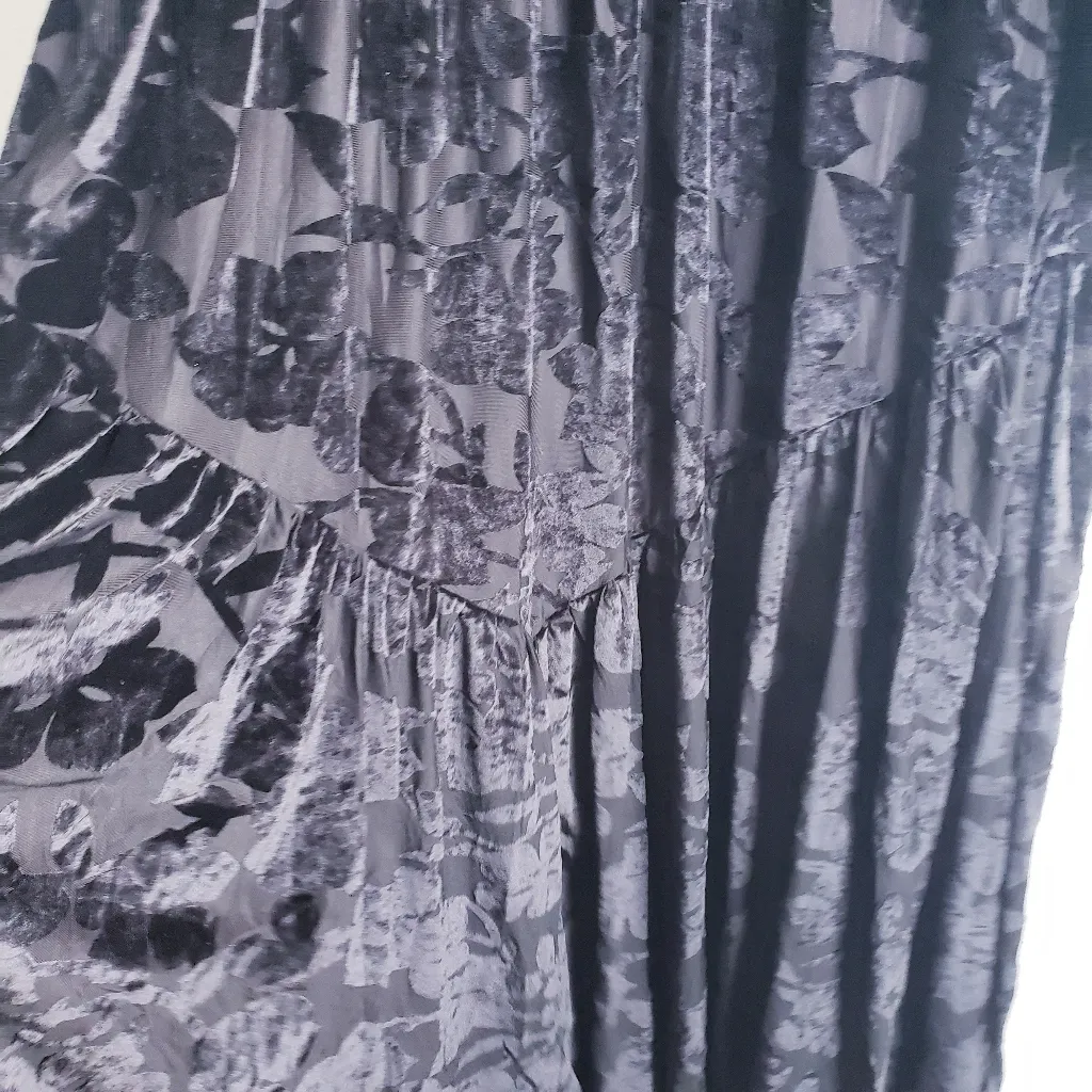 Baltic Born Vienna Velvet Maxi Dress Long Sleeve New Without Tags - Image 7