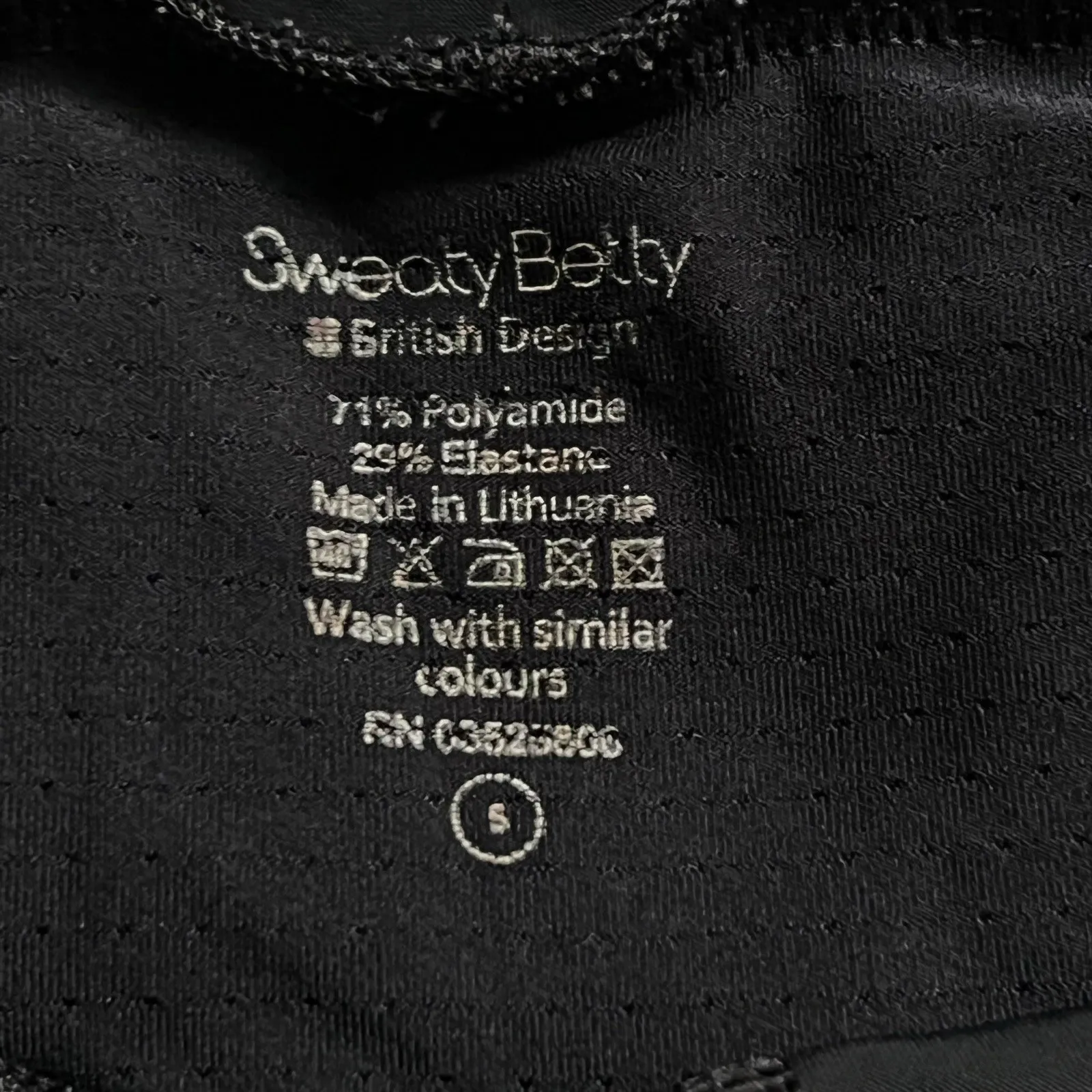 Sweaty Betty Womens Black Capri Leggings Size Small Rear Zipper Pocket - Image 6