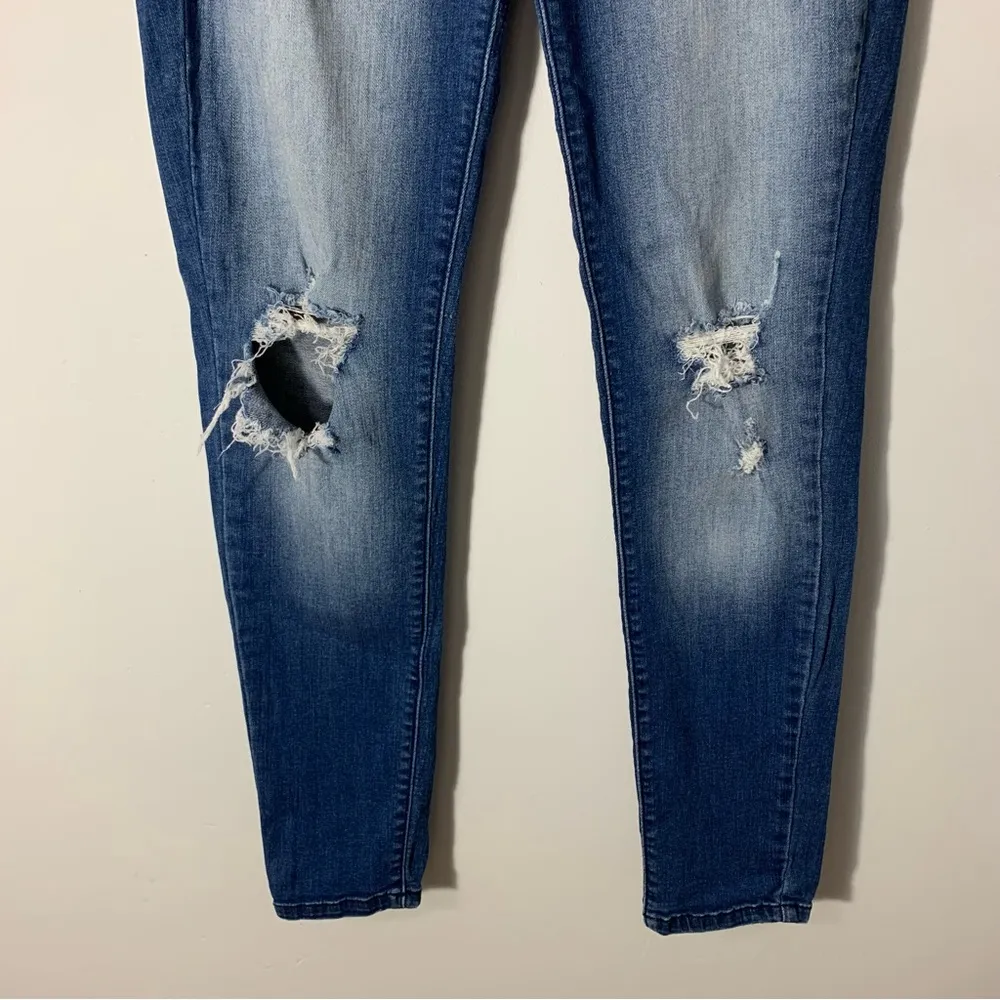 Kancan Mid Rise Skinny Distressed Jeans Size 7/27 Blue - Image 4