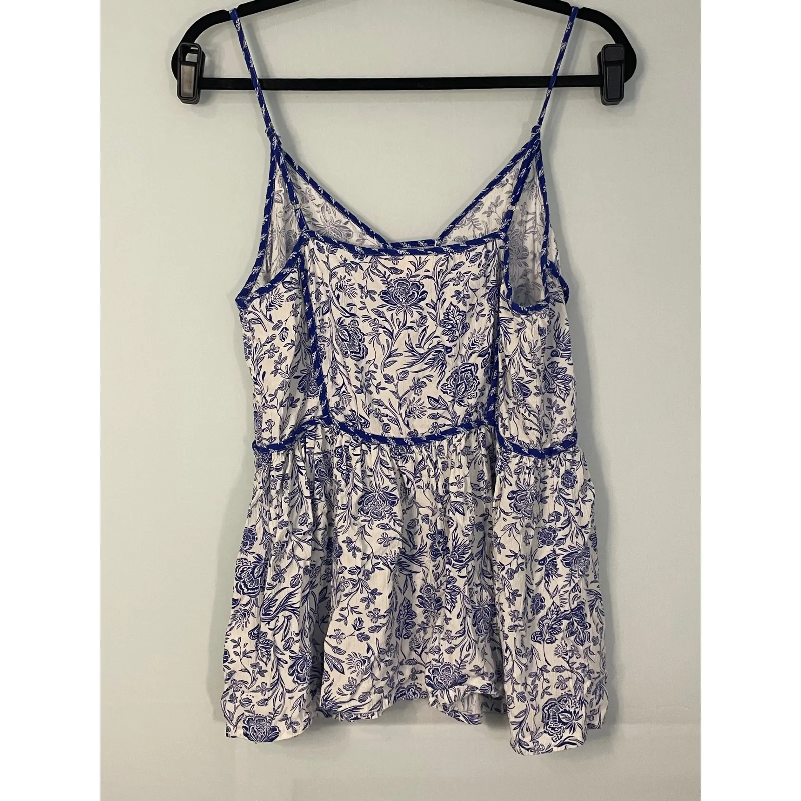 Knox‎ Rose Women's Floral Print Cami top Size Medium Blue White - Image 4
