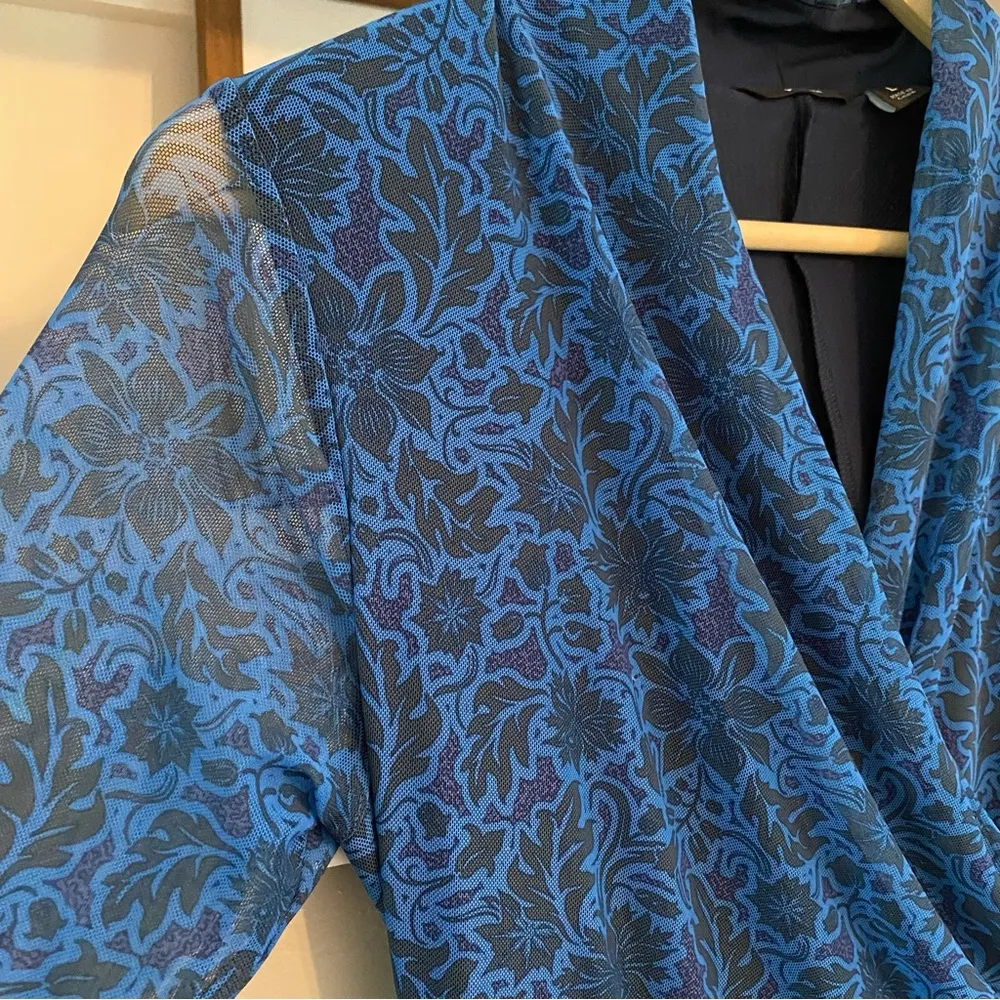 • betabrand wanderlite travel floral dress • - Image 4