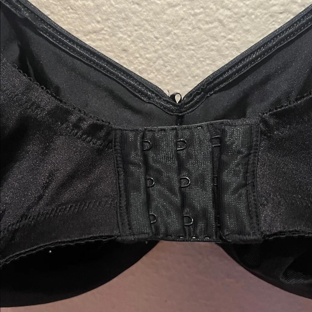 Wacoal Basic Beauty Bra Black Size 32DD or 32E - Image 8