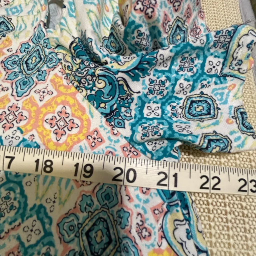 Multicolor Floral Damask Patterned Women Top - Image 4