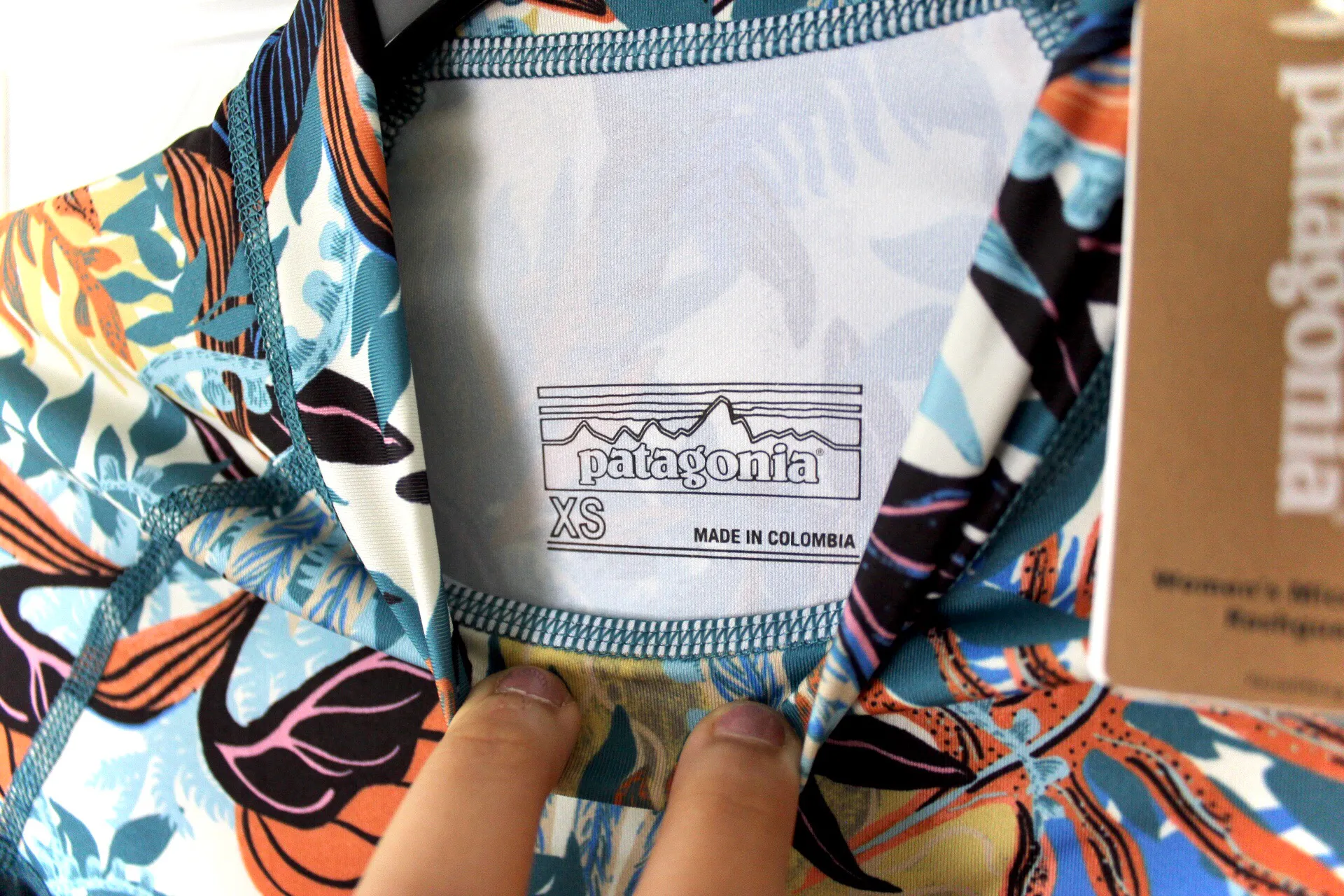 | Micro Swell Rashguard 50+ UPF - Image 7