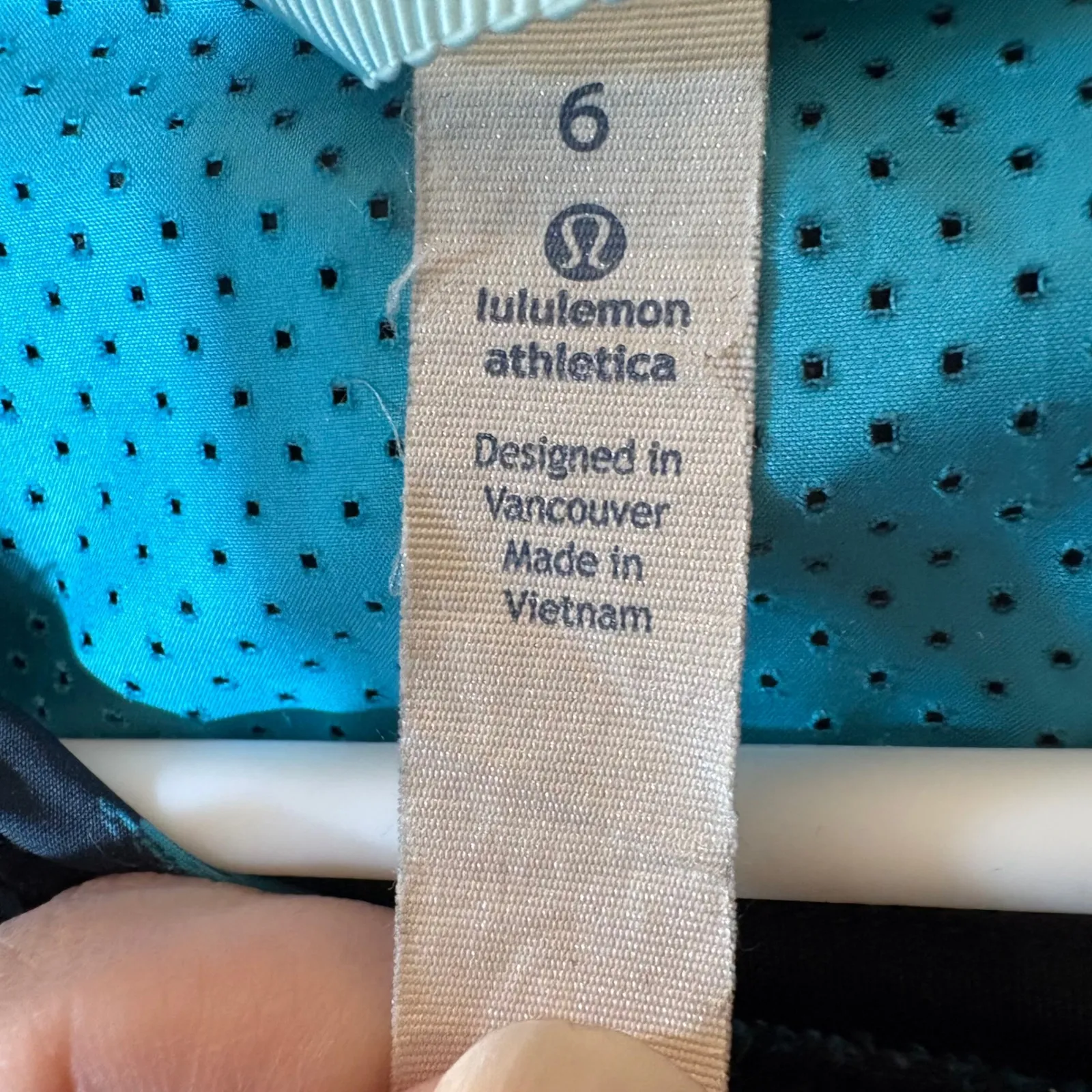 Lululemon Back Pack It Jacket in Back Spin Stroke Peacock Blue Size 6 - Image 4