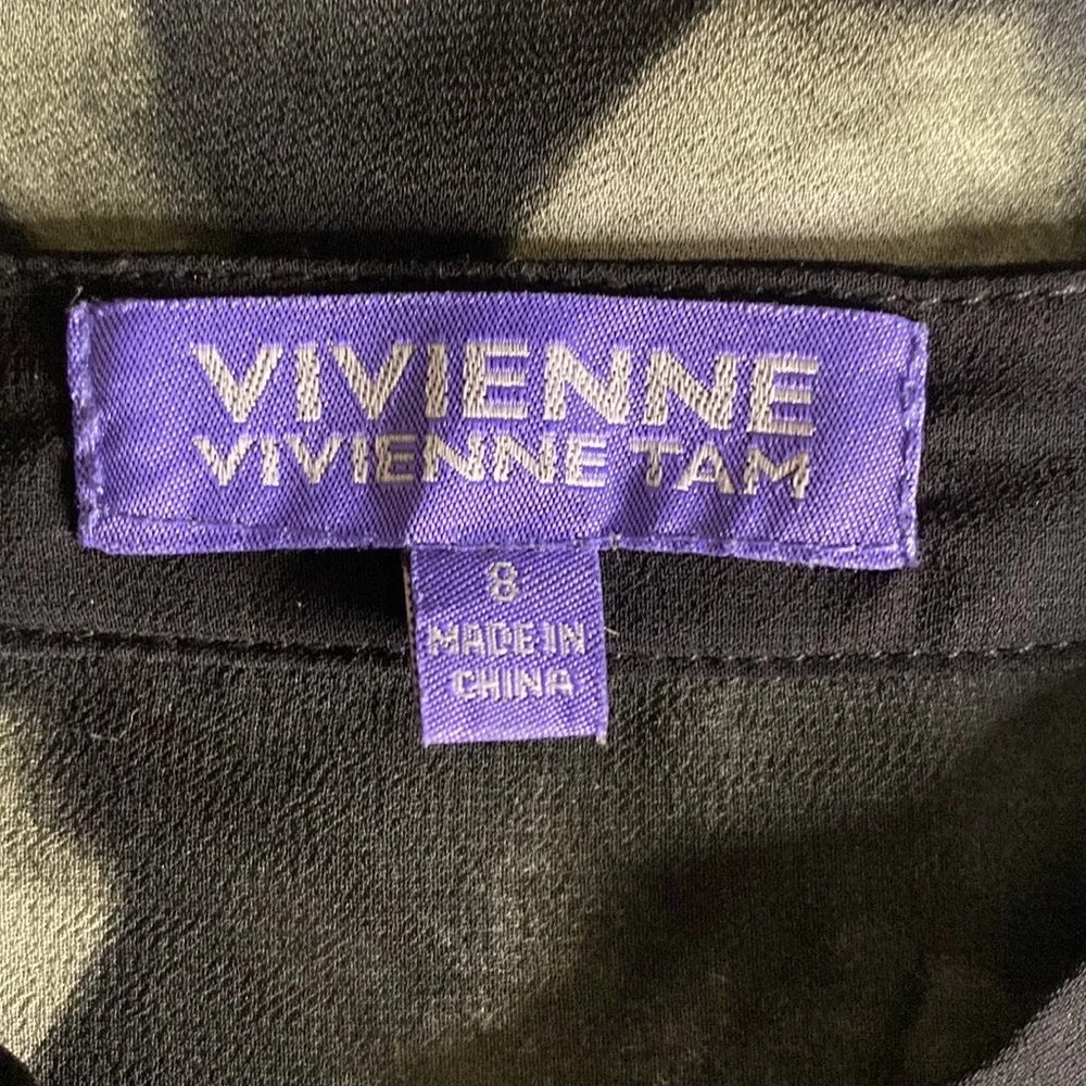 VIVIENNE TAM SHEER BUTTON CAREER SHIRT BLOUSE BLACK OLIVE GREEN SZ 8 LON… - Image 7