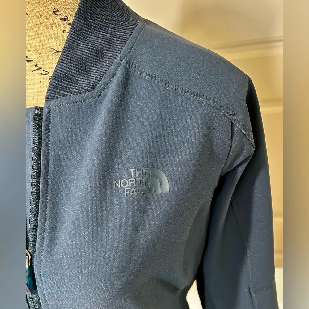 THE NORTH FACE  Mountain Athletics Full Zip Jacket in Monterey Blue NWOT Sz S - Image 4
