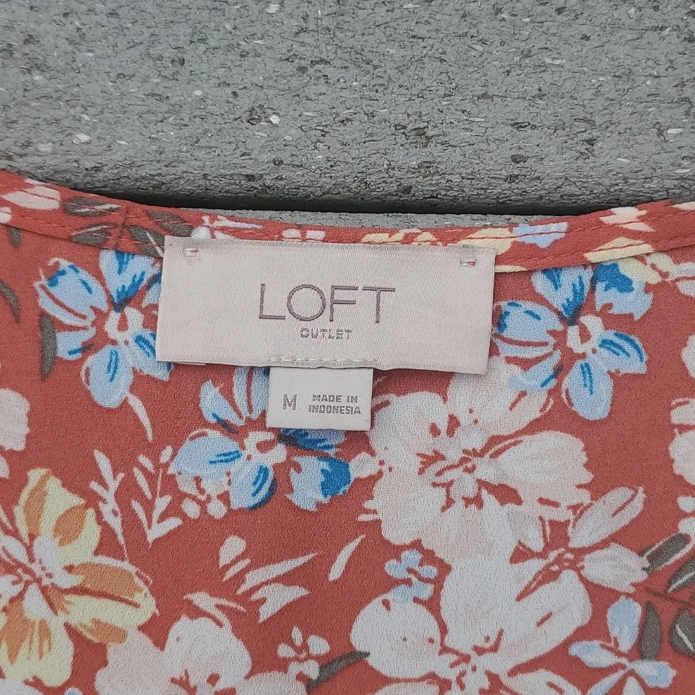 Loft Floral Print Sleeves V-Neck Blouse - Image 8