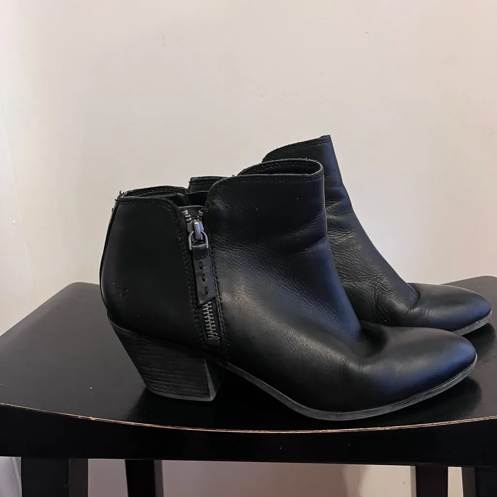 Veronica Frye Black Leather Ankle Booties Size 8.5 - Image 5