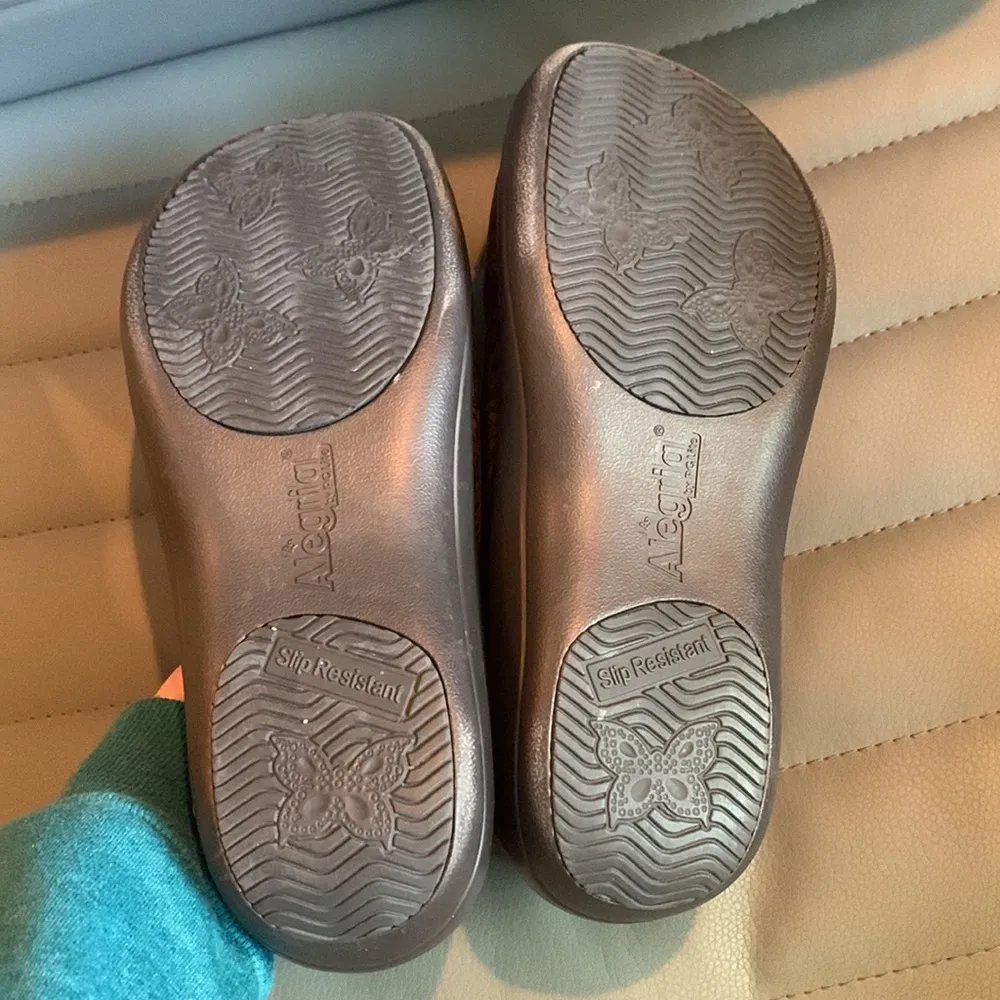 Alegria by PG Lite Floral Embossed Butterfly Keli Nursing Shoes 35 5/5.5 6.5 - Image 6