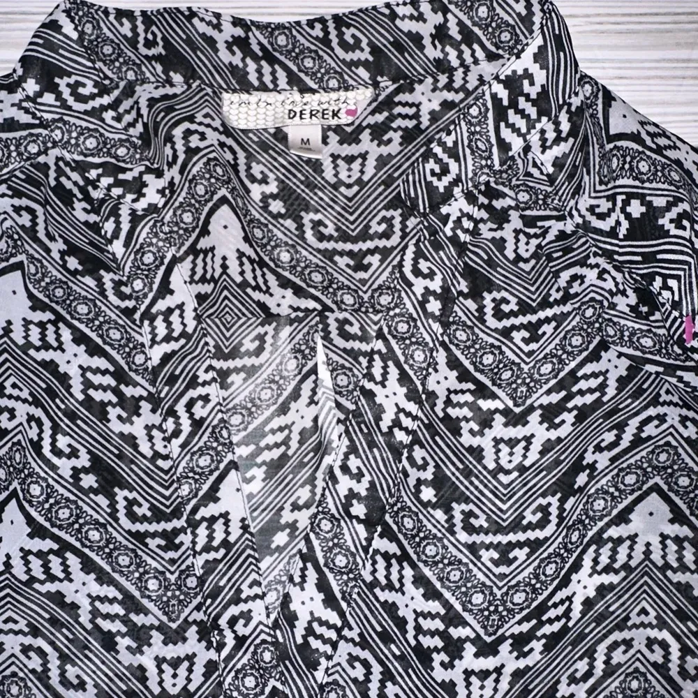 Size Medium Derek Pretty Black & White Womens Blouse - Image 3