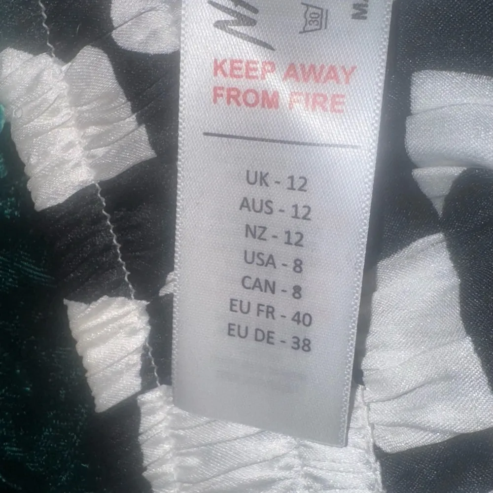 Nasty Gal Pants Size L Black White Checkered - Image 10