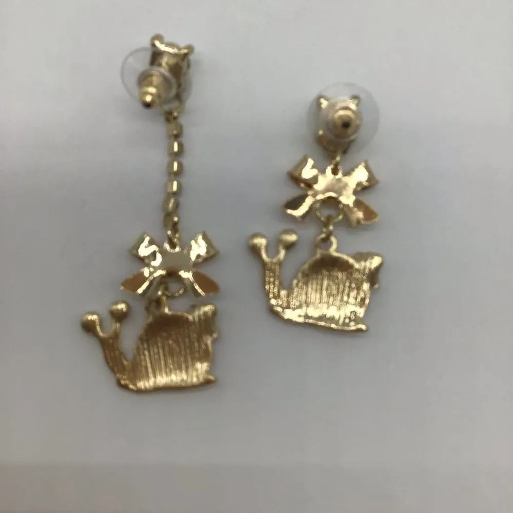 NEW asymmetrical gold drop dangle snail earrings - Image 14