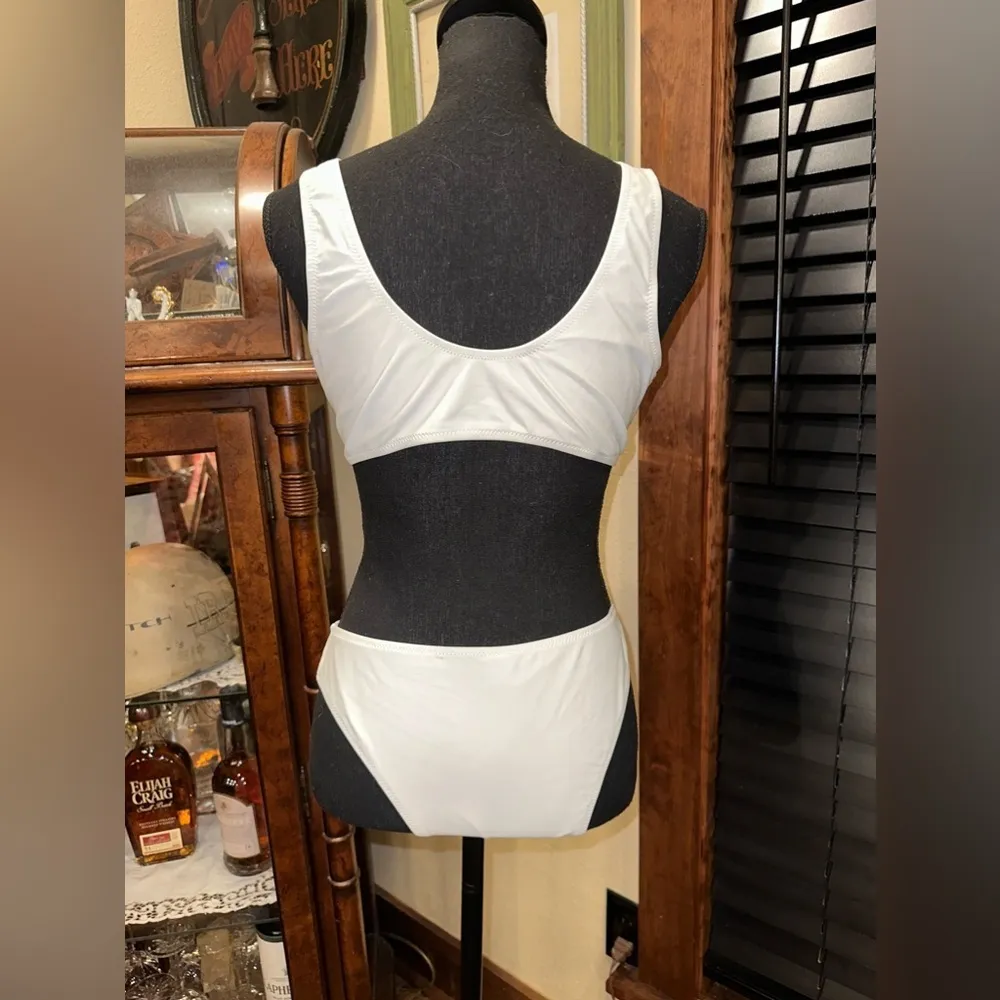 EUC AMAZON OFFWHITE BIKINI SWIM SUIT WITH WIDE SHOULDER TANK - Image 2